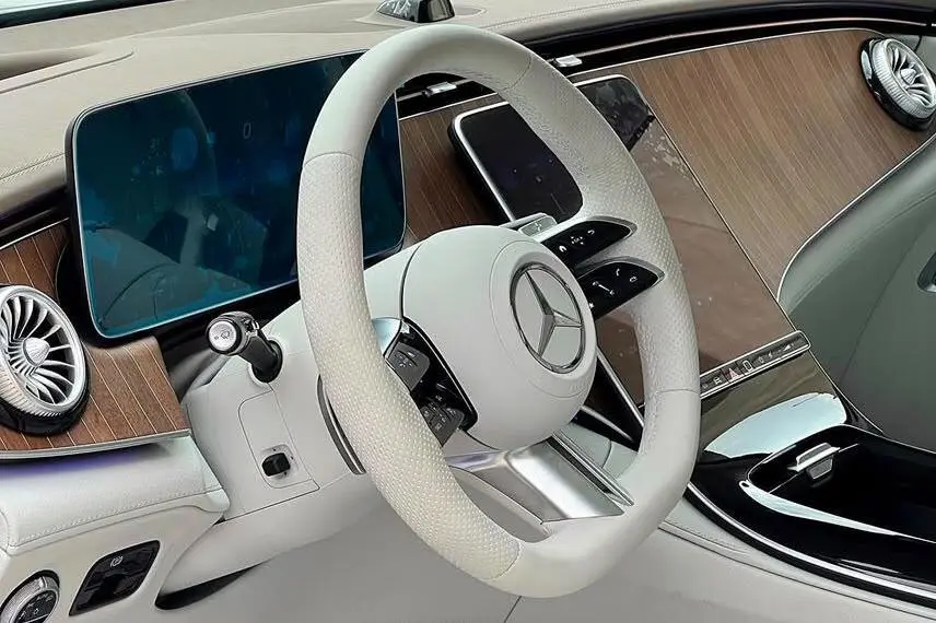 بنز،  EQE SUV