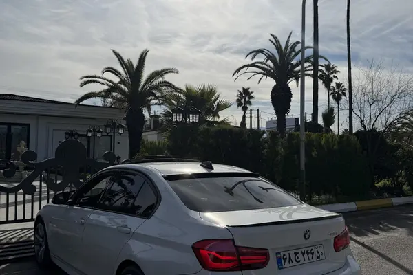 ب ام و، سری 3 سدان