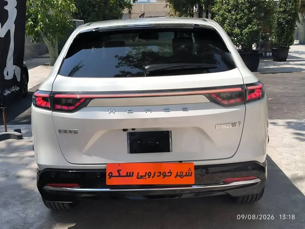 هوندا،  eNS1