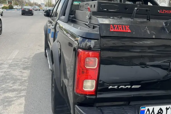 کی ام سی  T8