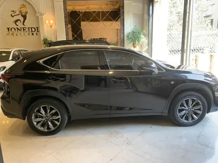 لکسوس NX