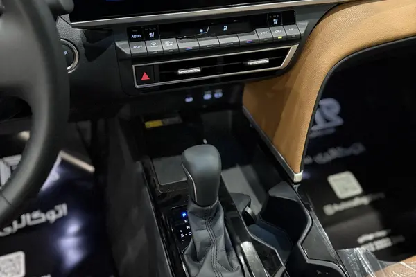 تویوتا، کمری هیبرید