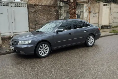 هیوندای، آزرا (گرنجور)