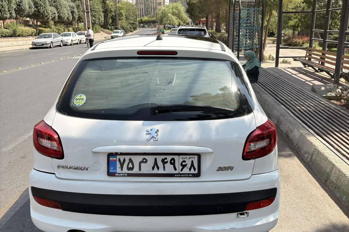 پژو  207