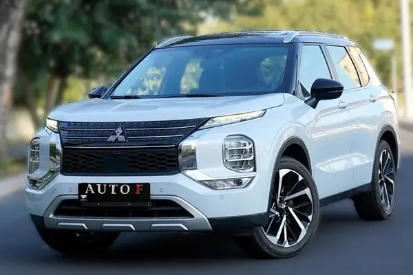 میتسوبیشی، اوتلندر