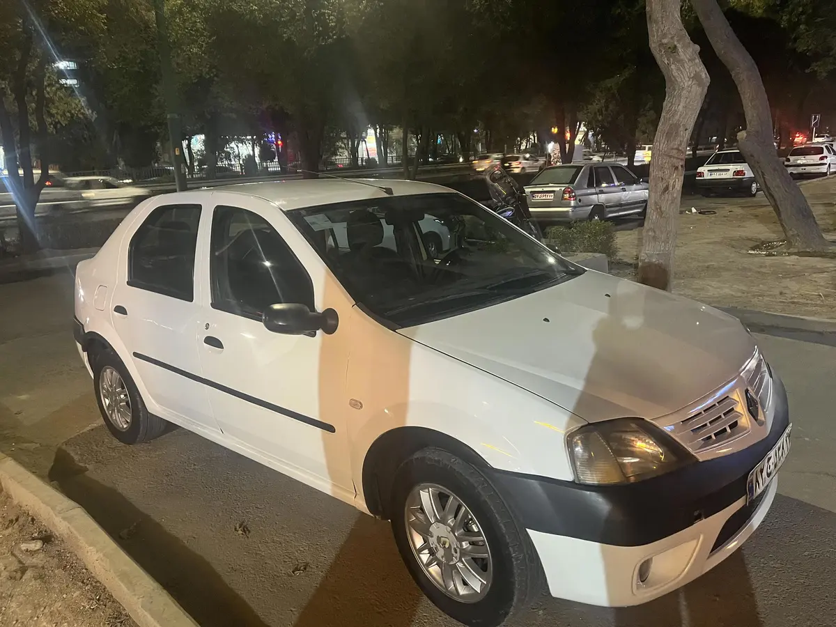 رنو،  تندر 90