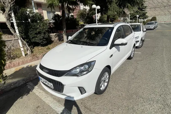 ام وی ام، 315هاچ بک