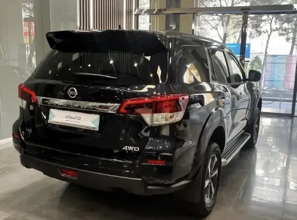 پیش فروش نیسان، ترا