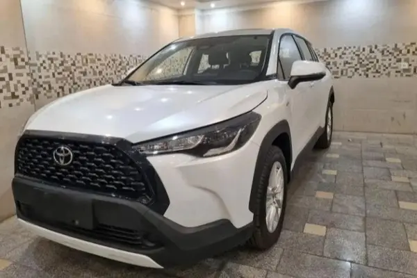 تویوتا، کرولا کراس هیبرید