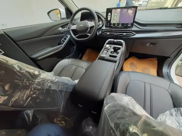 پیش فروش کی ام سی، X5