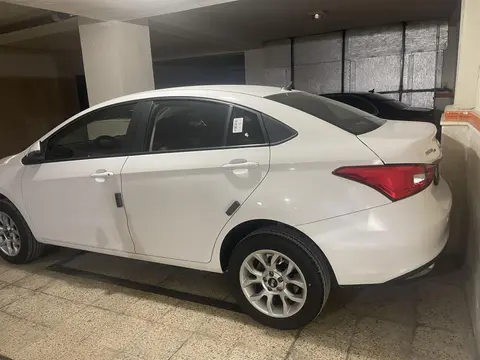 ام وی ام، آریزو 5ev