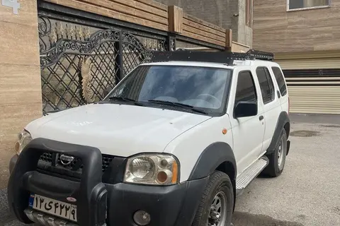 نیسان، رونیز