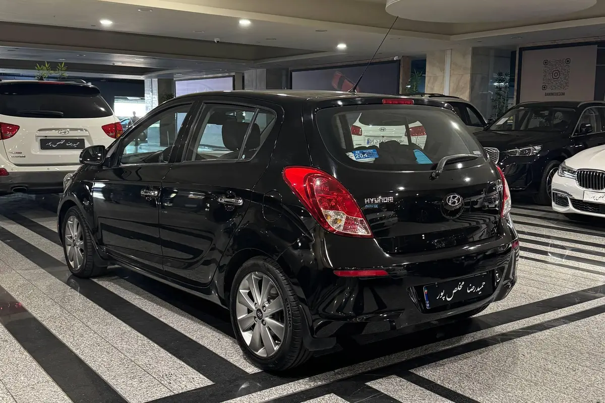هیوندای  i20