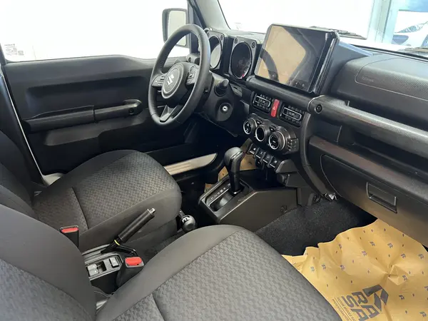 سوزوکی، جیمنی 5 در