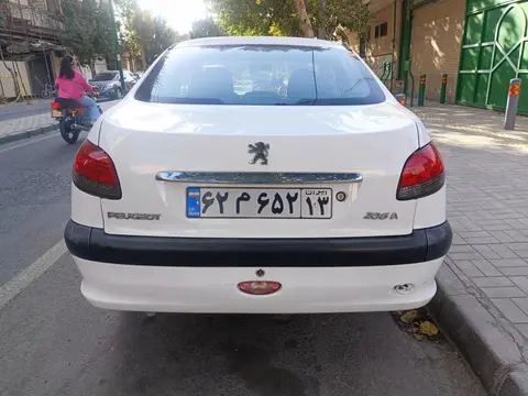 پژو، 206 SD