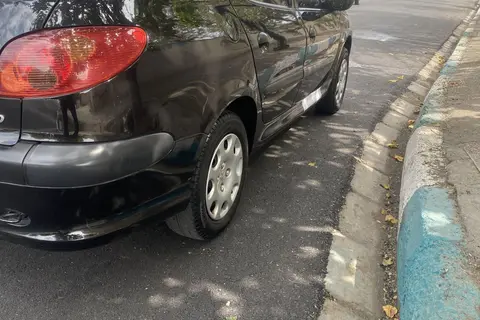 پژو، 206 SD