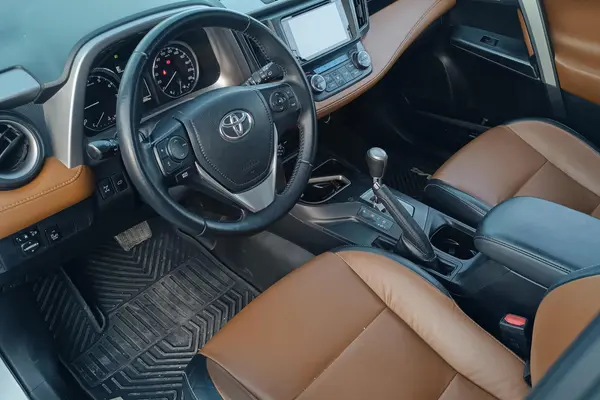 تویوتا، راوفور