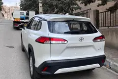 تویوتا، کرولا کراس هیبرید