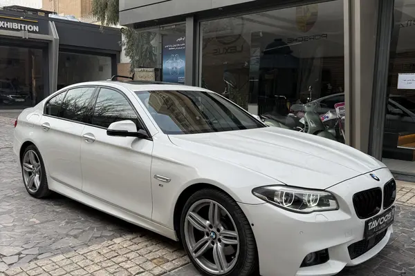 ب ام و، سری 5 سدان