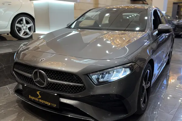 بنز، کلاس A سدان