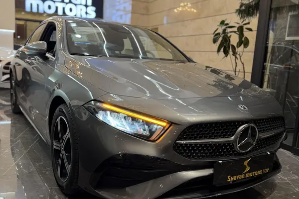 بنز، کلاس A سدان