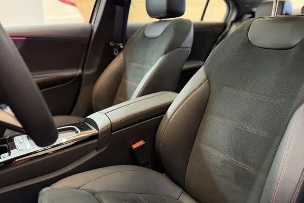 بنز، کلاس A سدان