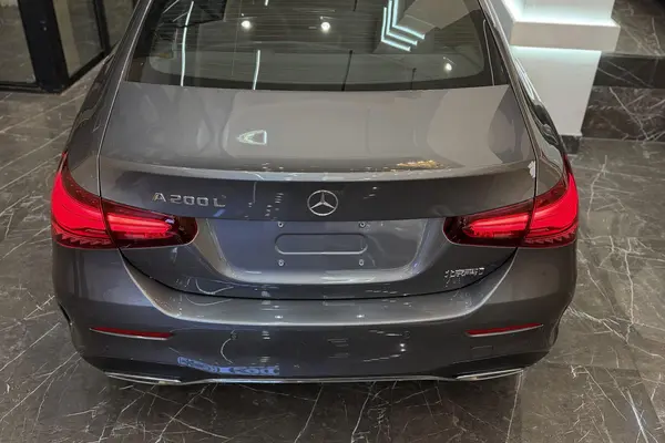 بنز، کلاس A سدان