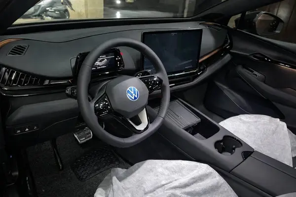 فولکس، آی دی یونیکس