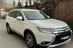 میتسوبیشی، اوتلندر