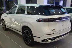 لوکانو، L8