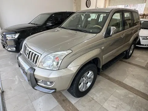 تویوتا، پرادو  چهار در