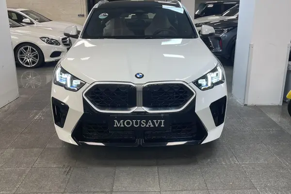 ب ام و  X2