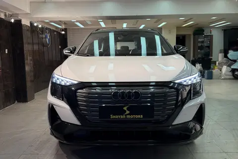 آئودی، Q5 e-tron