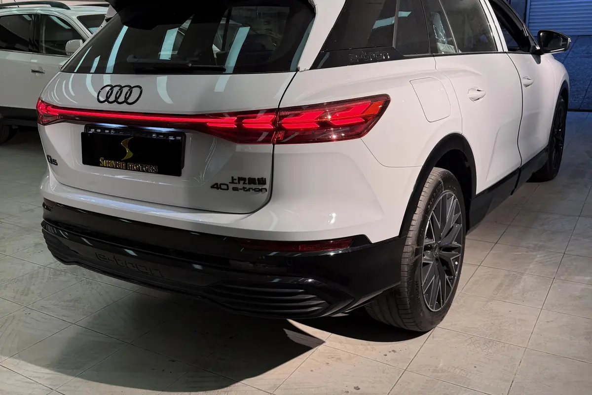 آئودی،  Q5 e-tron