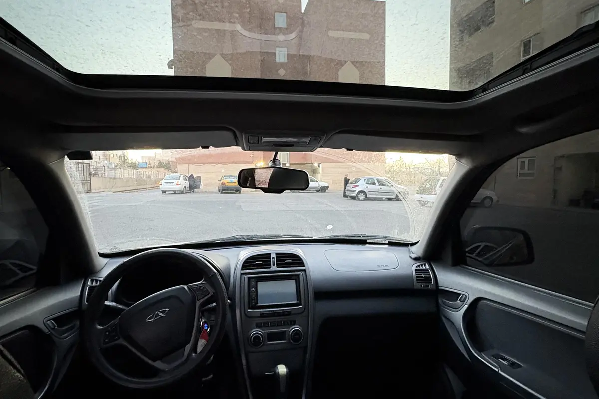 ام وی ام،  X33