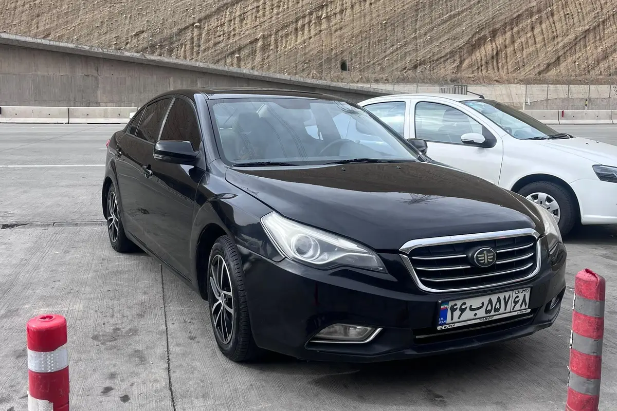 بسترن،  B50F