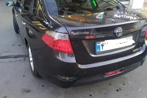 برلیانس، H330
