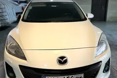 مزدا، 3 نیو صندوق دار