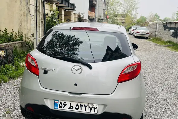 مزدا، 2 هاچ بک