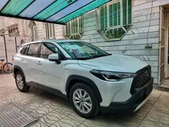 تویوتا، کرولا کراس هیبرید