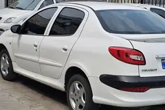 پژو، 207 صندوقدار