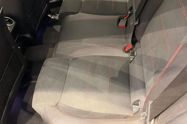 بنز، کلاس A سدان