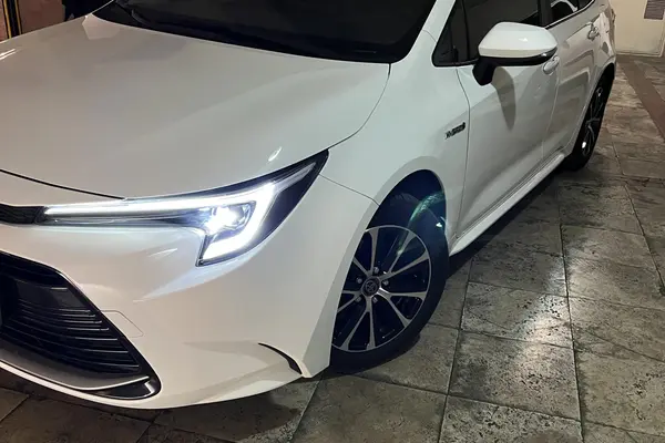 تویوتا، لوین هیبرید