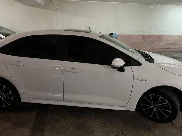 تویوتا، لوین هیبرید