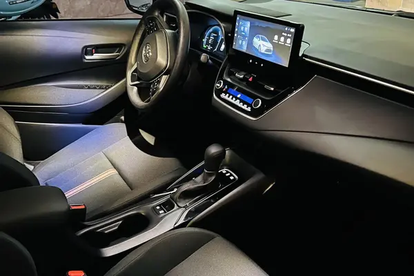 تویوتا، لوین هیبرید