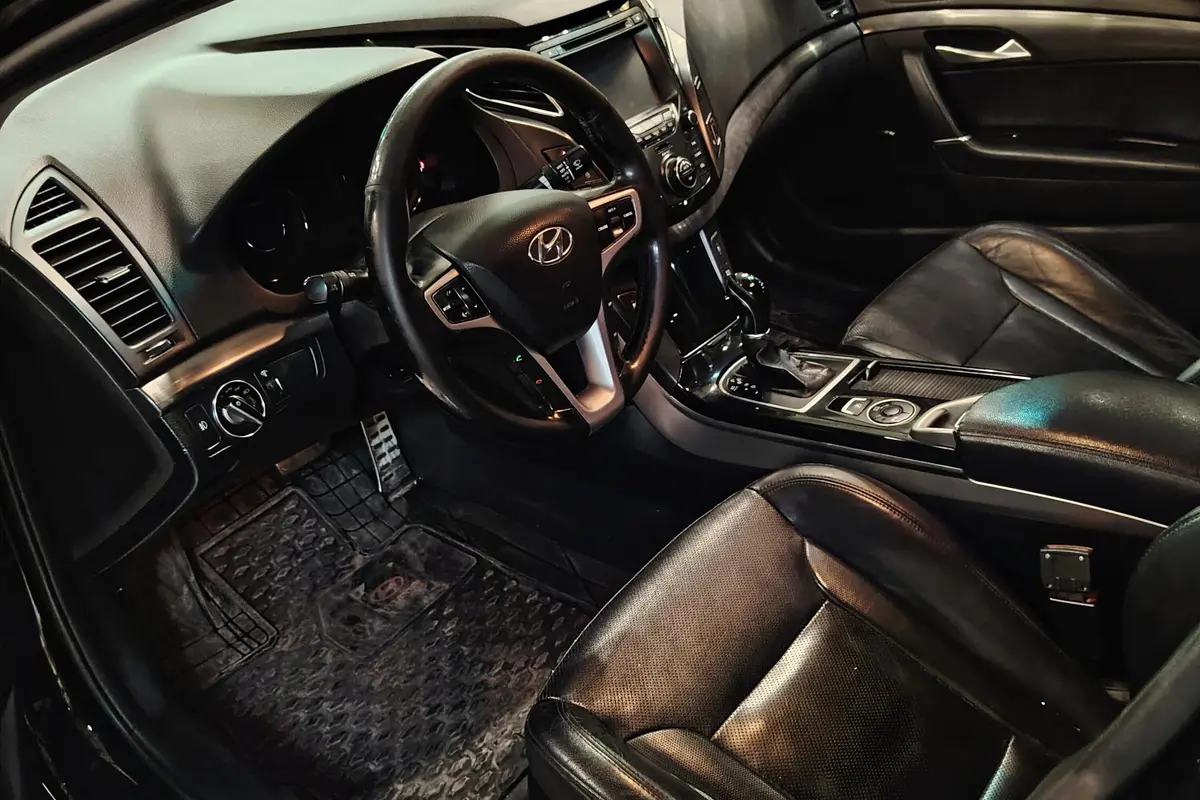 هیوندای،  i40