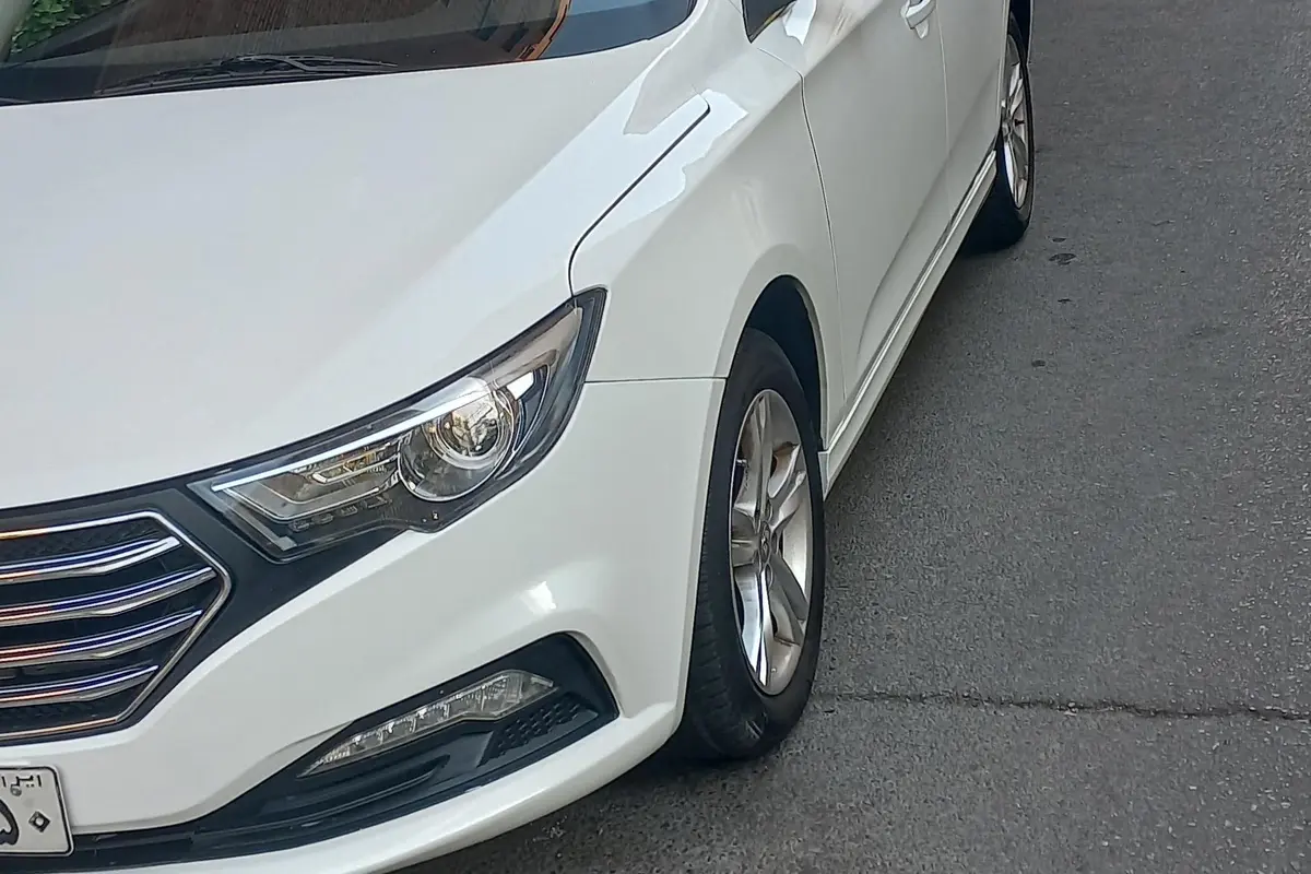 بسترن،  B30