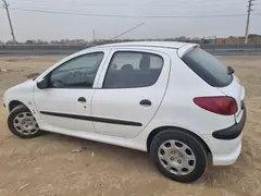 پژو، 206