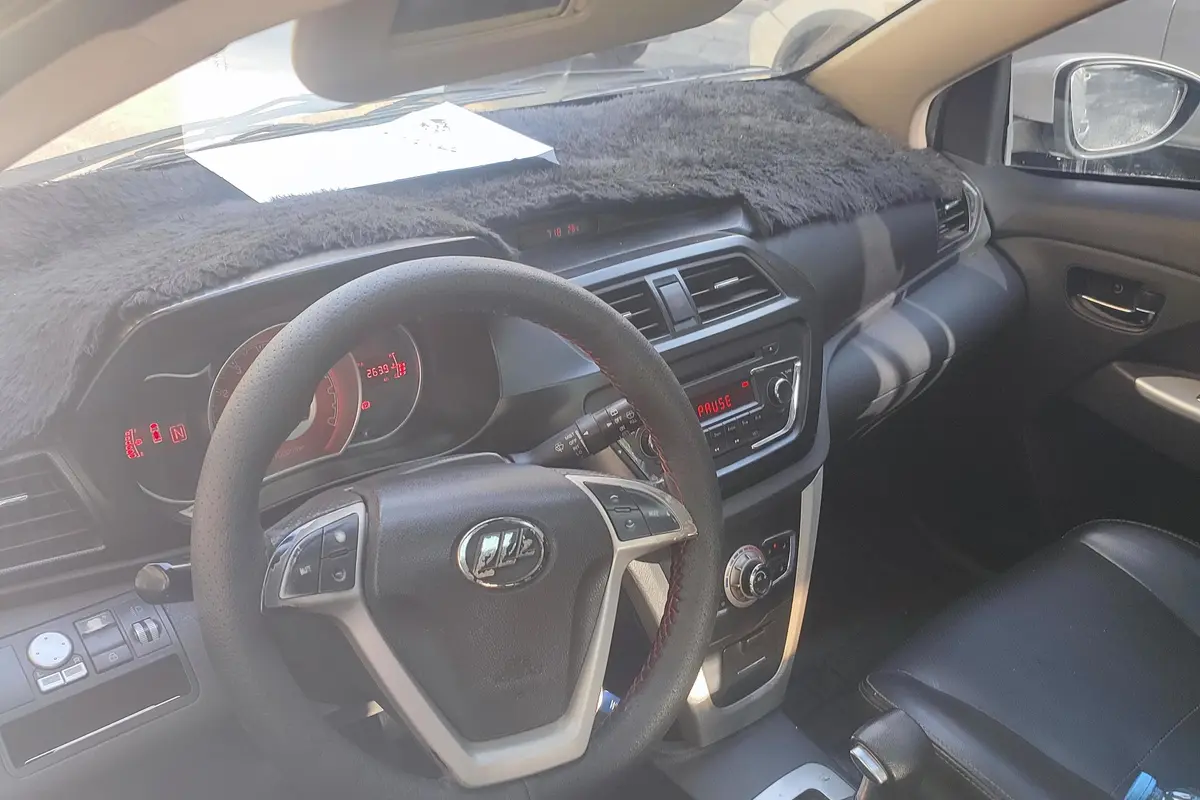 لیفان،  X50