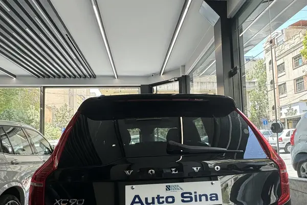 ولوو  XC90
